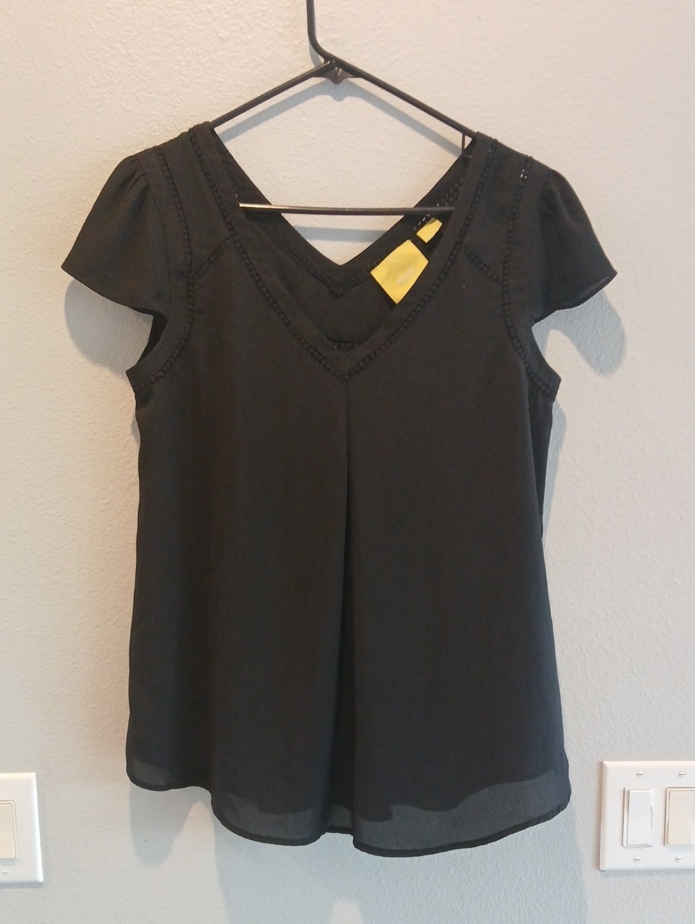 Maeve Black Sheer V-Neck Cap Sleeve Blouse Size 8 Anthropologie Office Party